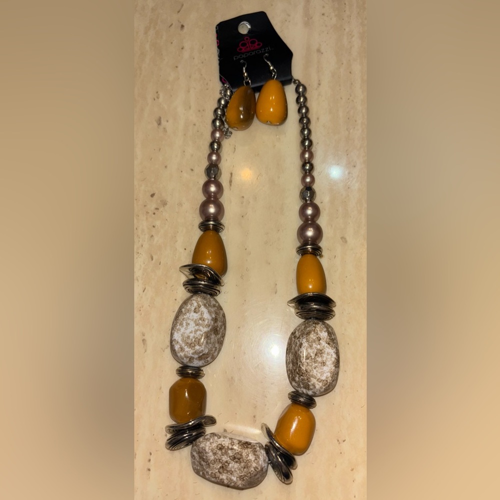 🍑SOLD🍑NWT “In Good Glazes” Peach Jewelry Set.